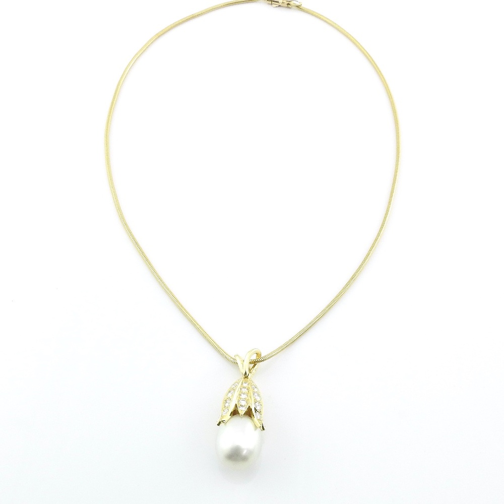 Vintage 18K Yellow Gold Pearl and Diamond Bell Flower Pendant Necklace #1469